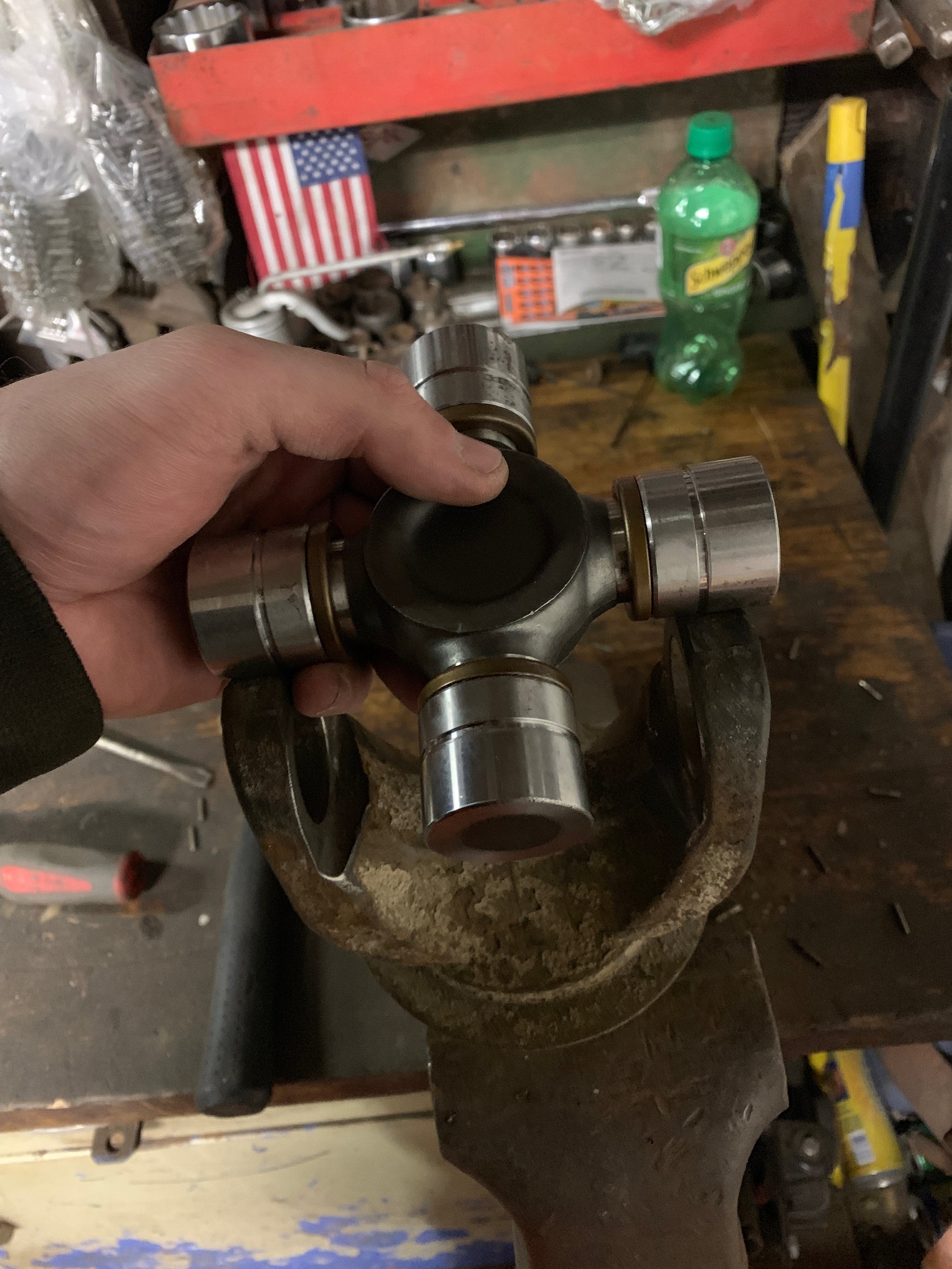 AAM 74081555 Universal Joint Outside Snap Ring 1555 Series Non