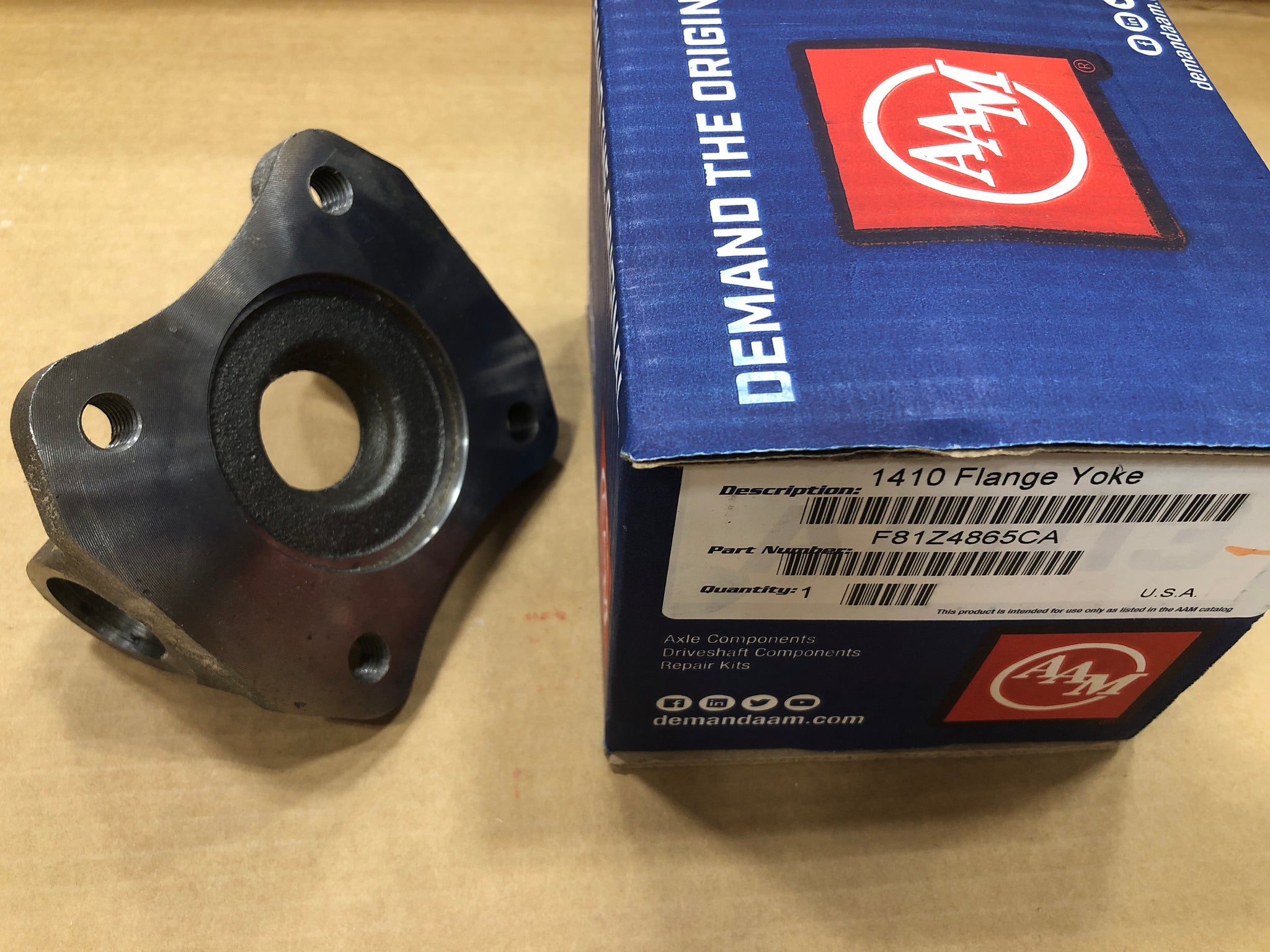 パーツ Sunny5 Driveshaft Spicer 1410 Series Flange Yoke 2.680